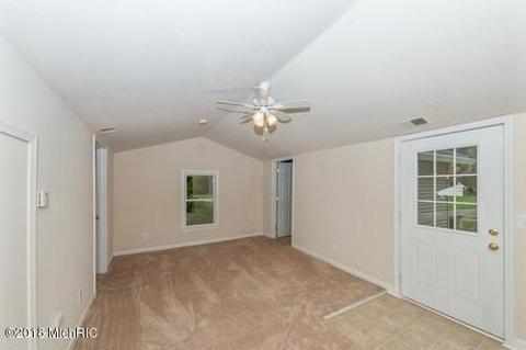 222 Irving St, Belding, MI 48809 photo 15
