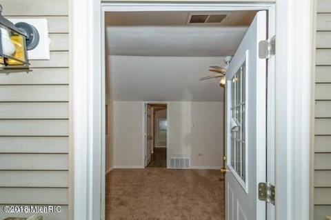 222 Irving St, Belding, MI 48809 photo 9