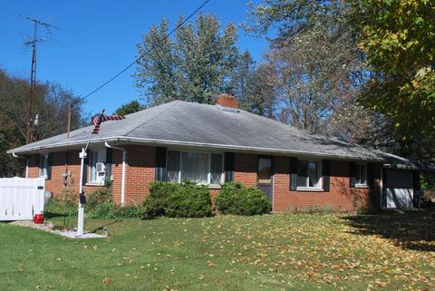 16759 E Augusta Dr, Augusta, MI 49012 photo 2