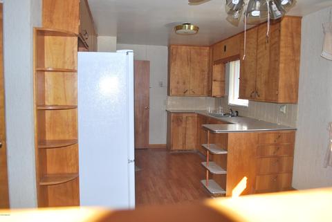 16759 E Augusta Dr, Augusta, MI 49012 photo 3