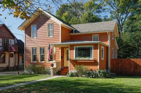 306 Exchange St, Marshall, MI 49068 photo 2