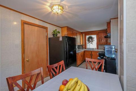 228 Second Ave, Three Rivers, MI 49093 photo 13