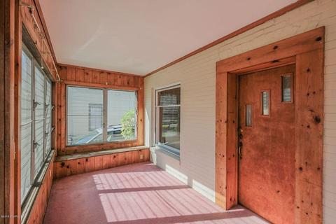 228 Second Ave, Three Rivers, MI 49093 photo 4
