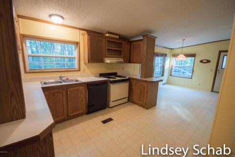 3844 E 96th St, Newaygo, MI 49337 photo 19