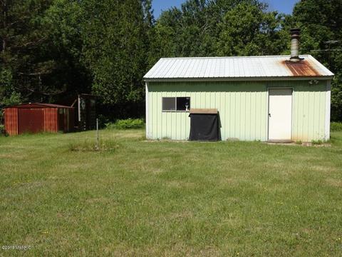 8532 N Warner, Bitely, MI 49309 photo 24