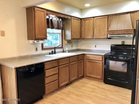 4307 17th St, Dorr, MI 49323 photo 18