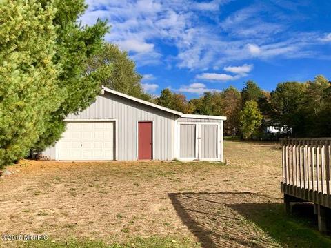 4307 17th St, Dorr, MI 49323 photo 8