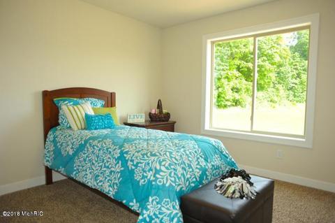 4643 Eagle Dr, Caledonia, MI 49316 photo 9