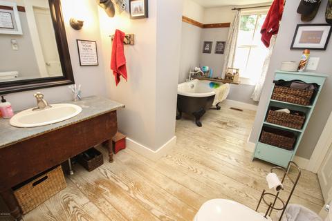18446 Moorepark Rd, Three Rivers, MI 49093 photo 27