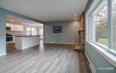 8665 Bennett St SE, Ada, MI 49301 photo 5