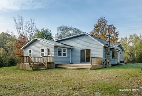 8665 Bennett St SE, Ada, MI 49301 photo 48