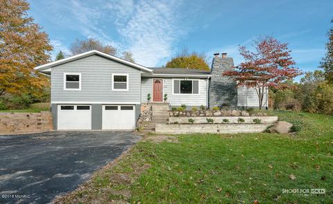 8665 Bennett St SE, Ada, MI 49301 photo 1