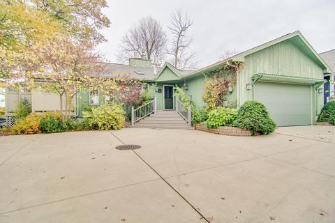 10985 Long Point Dr, Plainwell, MI 49080 photo 1