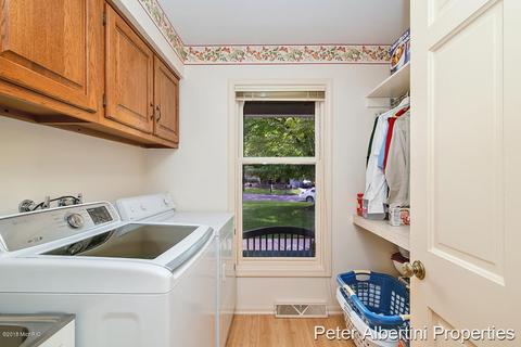 7705 Kirkwall Dr SE, Ada, MI 49301 photo 14