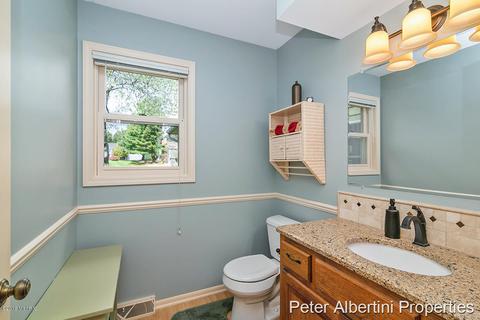 7705 Kirkwall Dr SE, Ada, MI 49301 photo 13