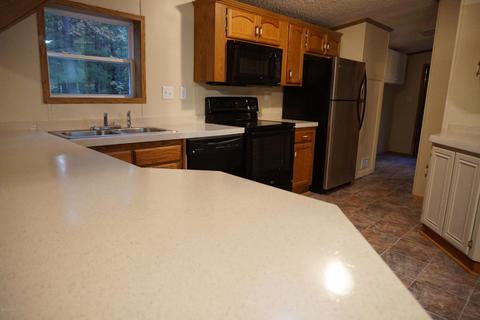 2197 E Cedar St, Newaygo, MI 49337 photo 6