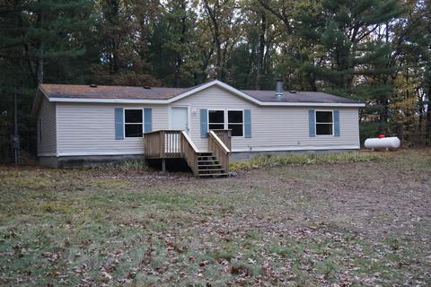 2197 E Cedar St, Newaygo, MI 49337 photo 2