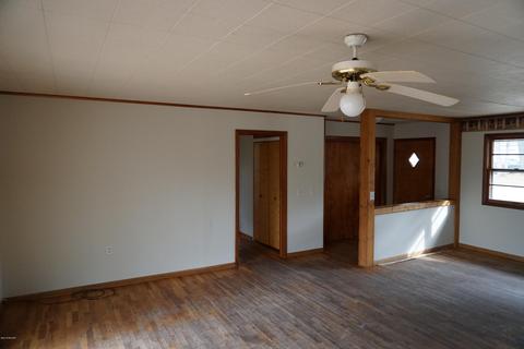 6897 S Maple St, Baldwin, MI 49304 photo 5