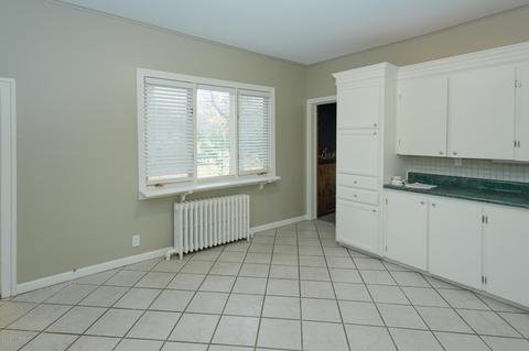 321 E Hughes St, Marshall, MI 49068 photo 11