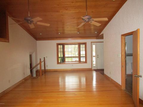 1085 Wolf Rd, Reading, MI 49274 photo 9