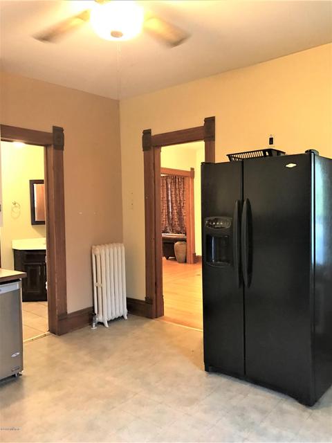 609 S Main St, Plainwell, MI 49080 photo 16