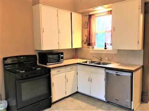 609 S Main St, Plainwell, MI 49080 photo 14