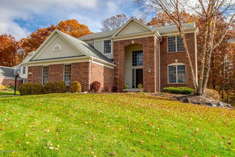 370 Oakwright Ct NE, Ada, MI 49301 photo 3