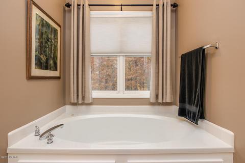 370 Oakwright Ct NE, Ada, MI 49301 photo 25