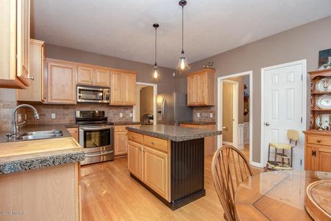 370 Oakwright Ct NE, Ada, MI 49301 photo 16