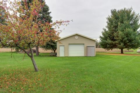 401 W Maple St, Bancroft, MI 48414 photo 22