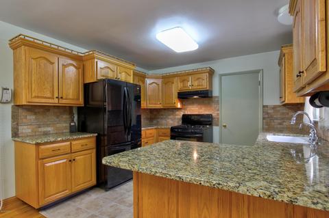 401 W Maple St, Bancroft, MI 48414 photo 7