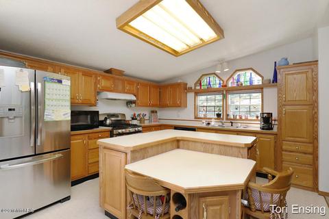 3100 Oak Dr SW, Stanton, MI 48888 photo 15