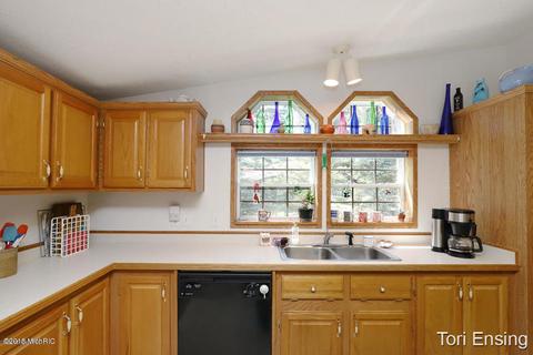 3100 Oak Dr SW, Stanton, MI 48888 photo 14
