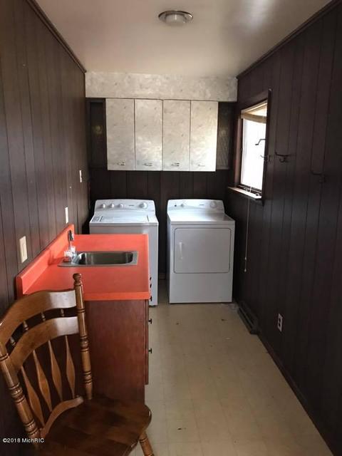 113 E Sprague St, Homer, MI 49245 photo 9