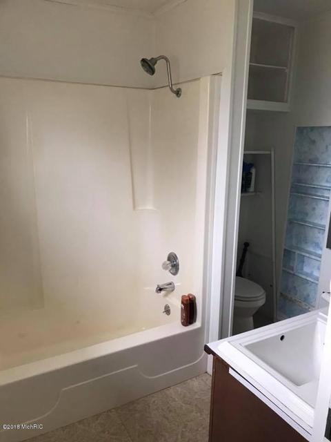 113 E Sprague St, Homer, MI 49245 photo 14