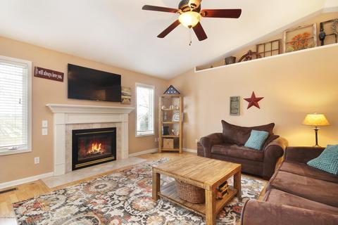 4332 Pheasant Run Dr, Dorr, MI 49323 photo 13
