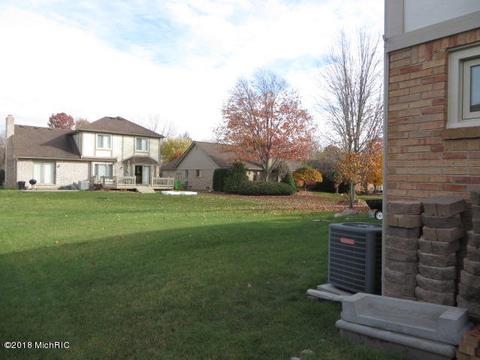 53344 Freda Dr, Macomb, MI 48042 photo 12