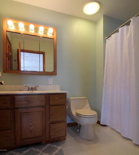 71 Peter Pan Ln, Marshall, MI 49068 photo 11