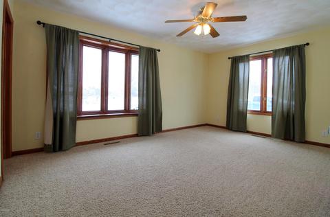 71 Peter Pan Ln, Marshall, MI 49068 photo 12