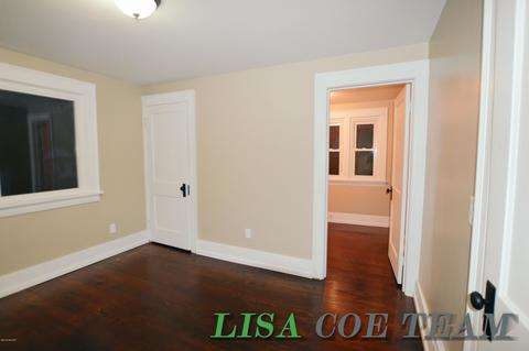 209 E Lytle St, Ionia, MI 48846 photo 11