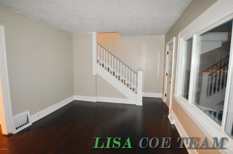 209 E Lytle St, Ionia, MI 48846 photo 13