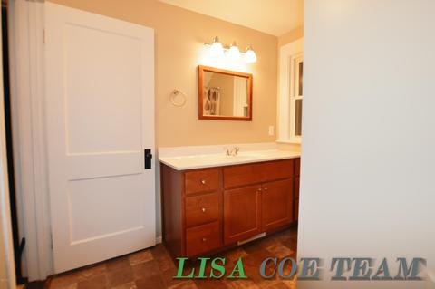209 E Lytle St, Ionia, MI 48846 photo 7