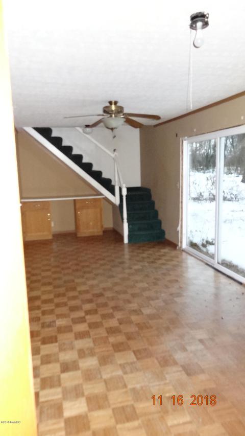 5104 Geiger Ct, Belding, MI 48809 photo 32