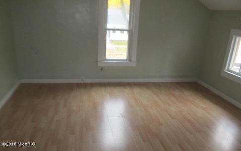 712 West St, Three Rivers, MI 49093 photo 6