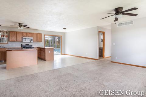 5420 N Whites Bridge Rd, Belding, MI 48809 photo 4