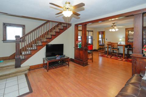 113 Colfax St, Plainwell, MI 49080 photo 6