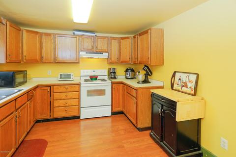 113 Colfax St, Plainwell, MI 49080 photo 10