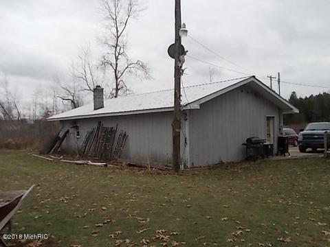 7005 E 88th St, Newaygo, MI 49337 photo 8