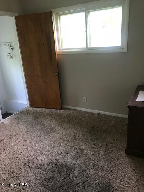 748 Root St, Belding, MI 48809 photo 7