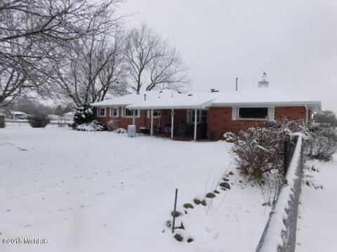 133 E Chicago Rd, Coldwater, MI 49036 photo 2
